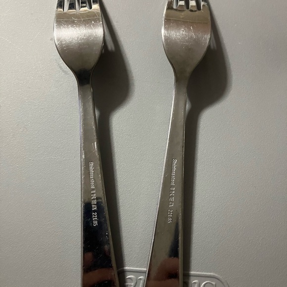 IKEA Silver Flatware Dining Forks Elegant Design - Picture 3 of 4